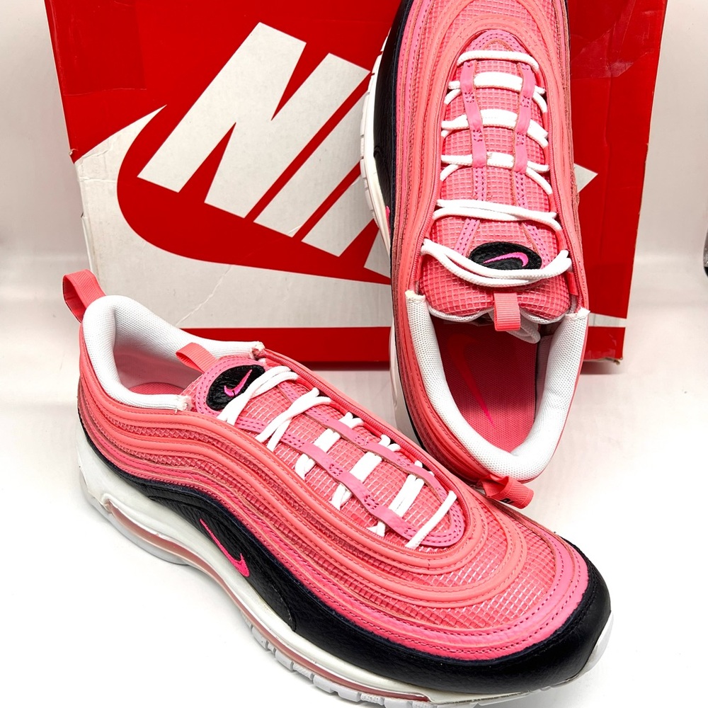Nike Pink and Black Sneakers